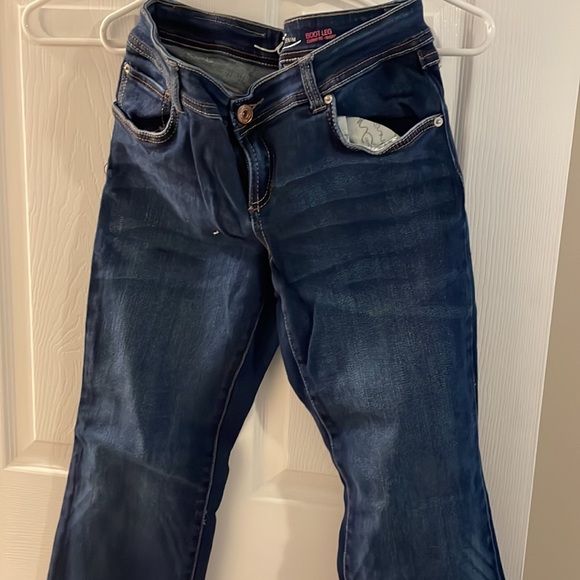 Blue stretchy jeans. Boot leg curvy fit. - Picture 2 of 8